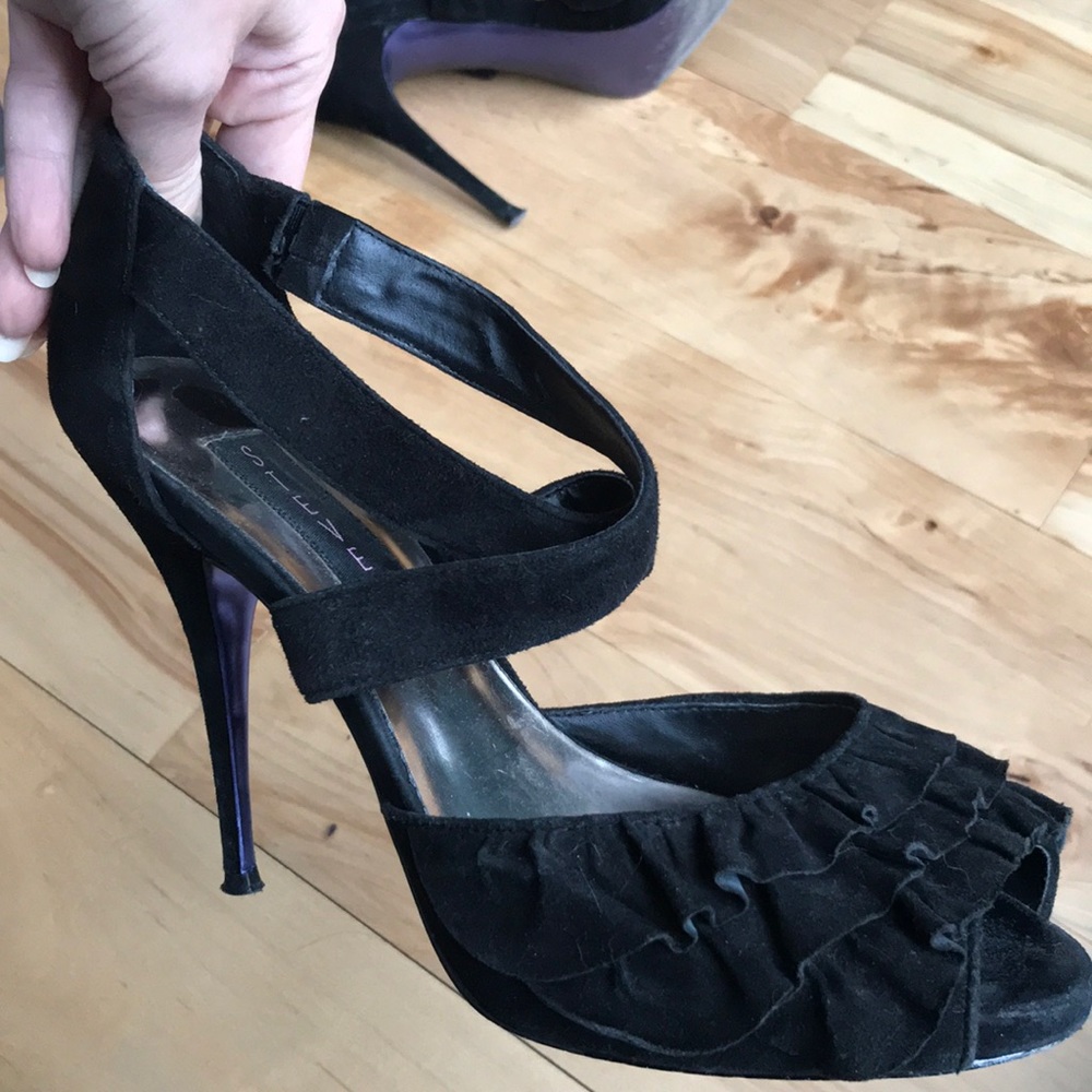 Steve Madden Suede Black Heels Sandals Size 7